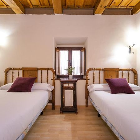 Hotel Rural Fuente Del Val Pradanos de Ojeda ภายนอก รูปภาพ